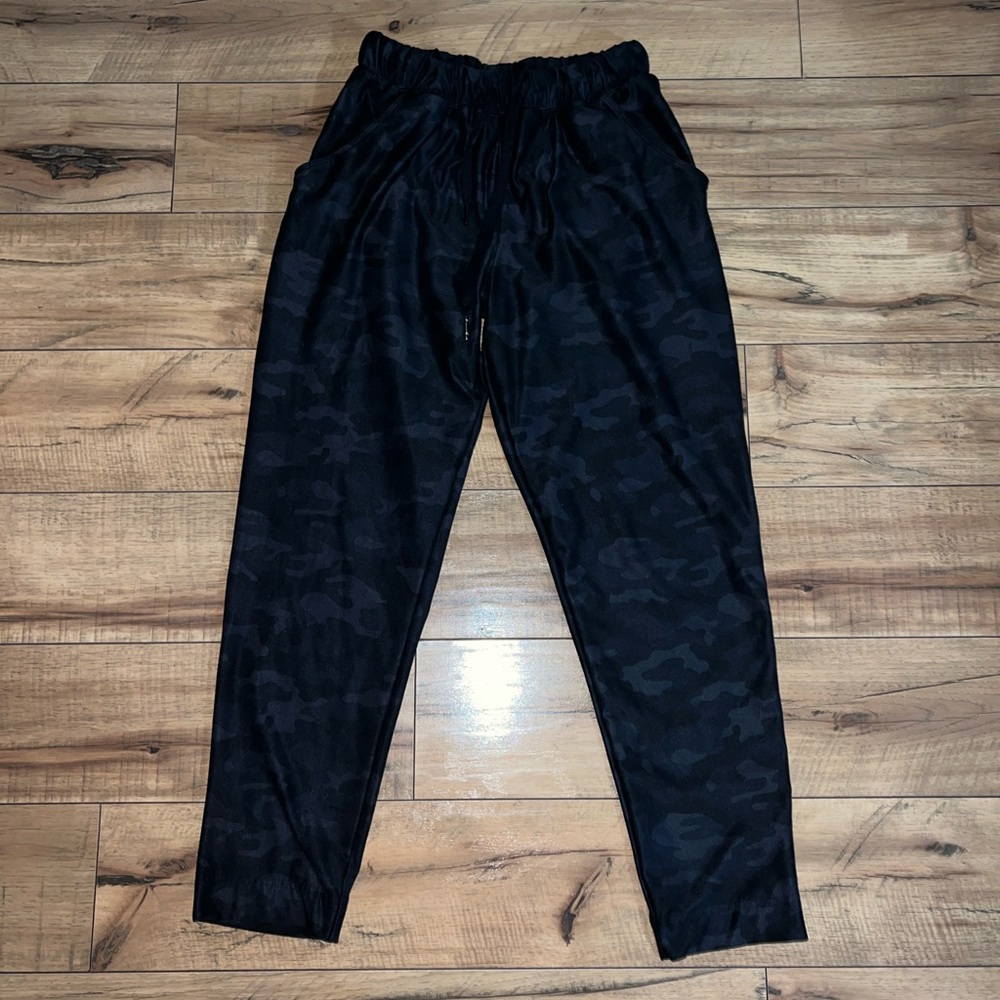 camo pants